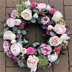 Florist choice loose wreath